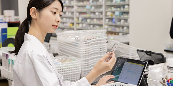 薬剤師が症状や体質に合わせて丁寧に説明